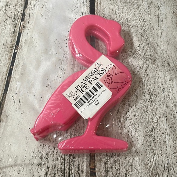 flamingo Other - Two pack of flamingo 🦩 ice packs
